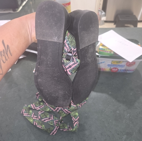 Shoe Dazzle Lace Up Sandals Size 11 - Picture 5 of 8